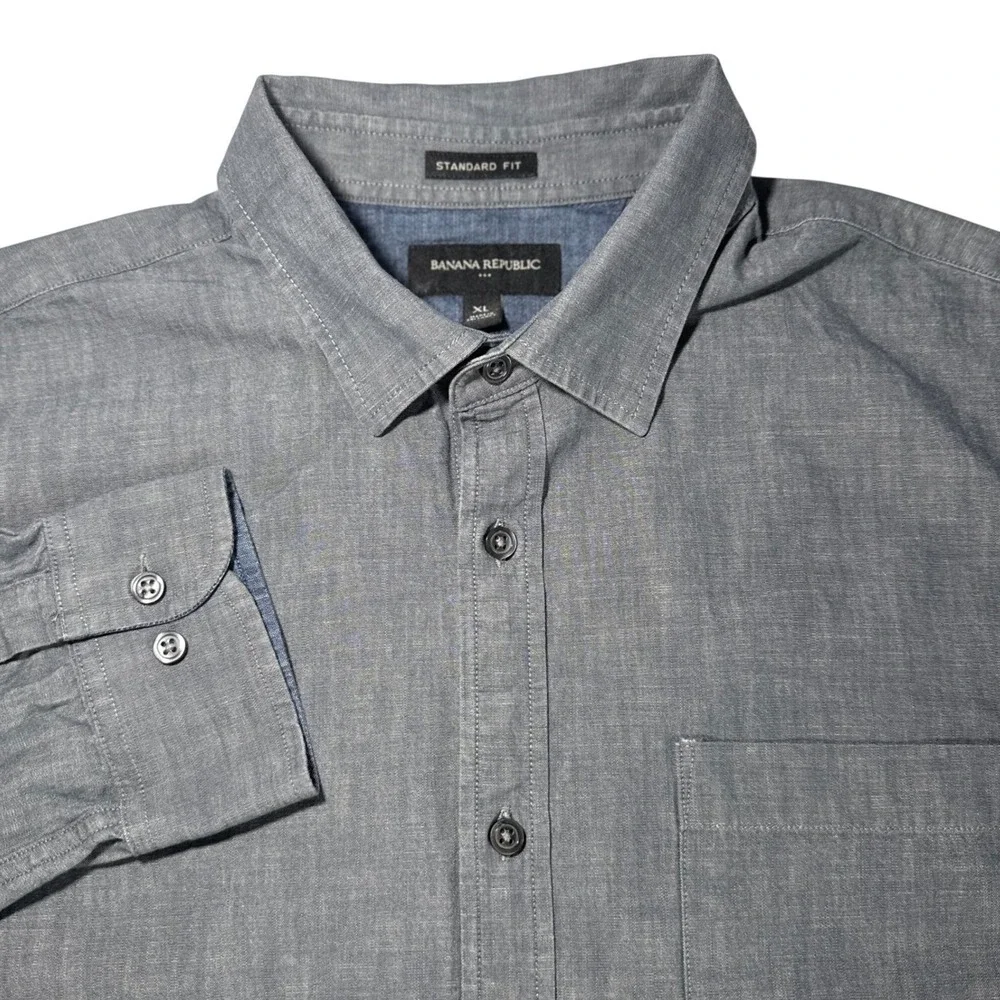 Banana Republic Mens Standard Fit Grey Chambray Button Down Shirt Long Sleeve XL